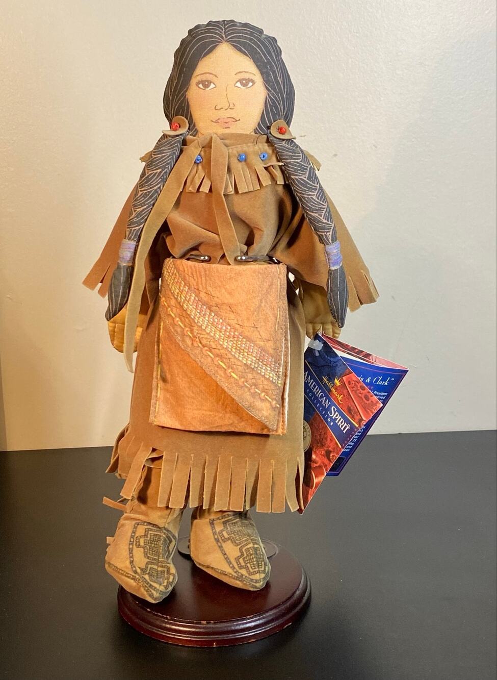 VTG 2000 Hallmark American Spirit Sacagawea 12" Cloth Doll COMPLETE Baby Tag
